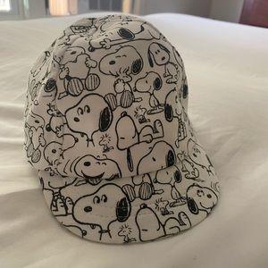 H&M baby snoopy hat
